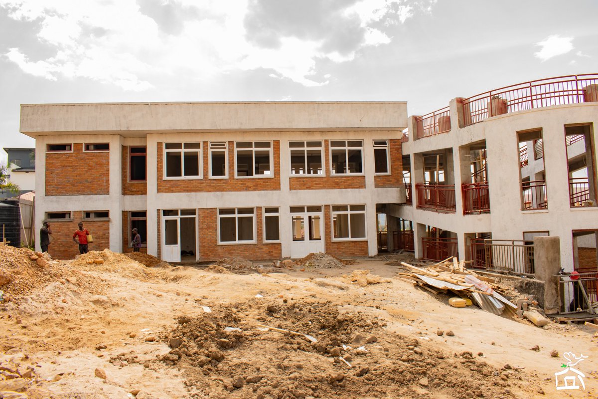 Maison Shalom International tweet media