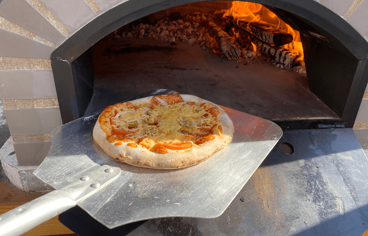 gostackstate's tweet photo. Just like baking a perfect pizza requires the right tools, experience and continuous monitoring, so does achieving optimal #observability in a #Kubernetes environment. Check out our latest blog post to learn how #StackState can help: https://t.co/xd5ttZVju9 https://t.co/VtxUVCHq9r