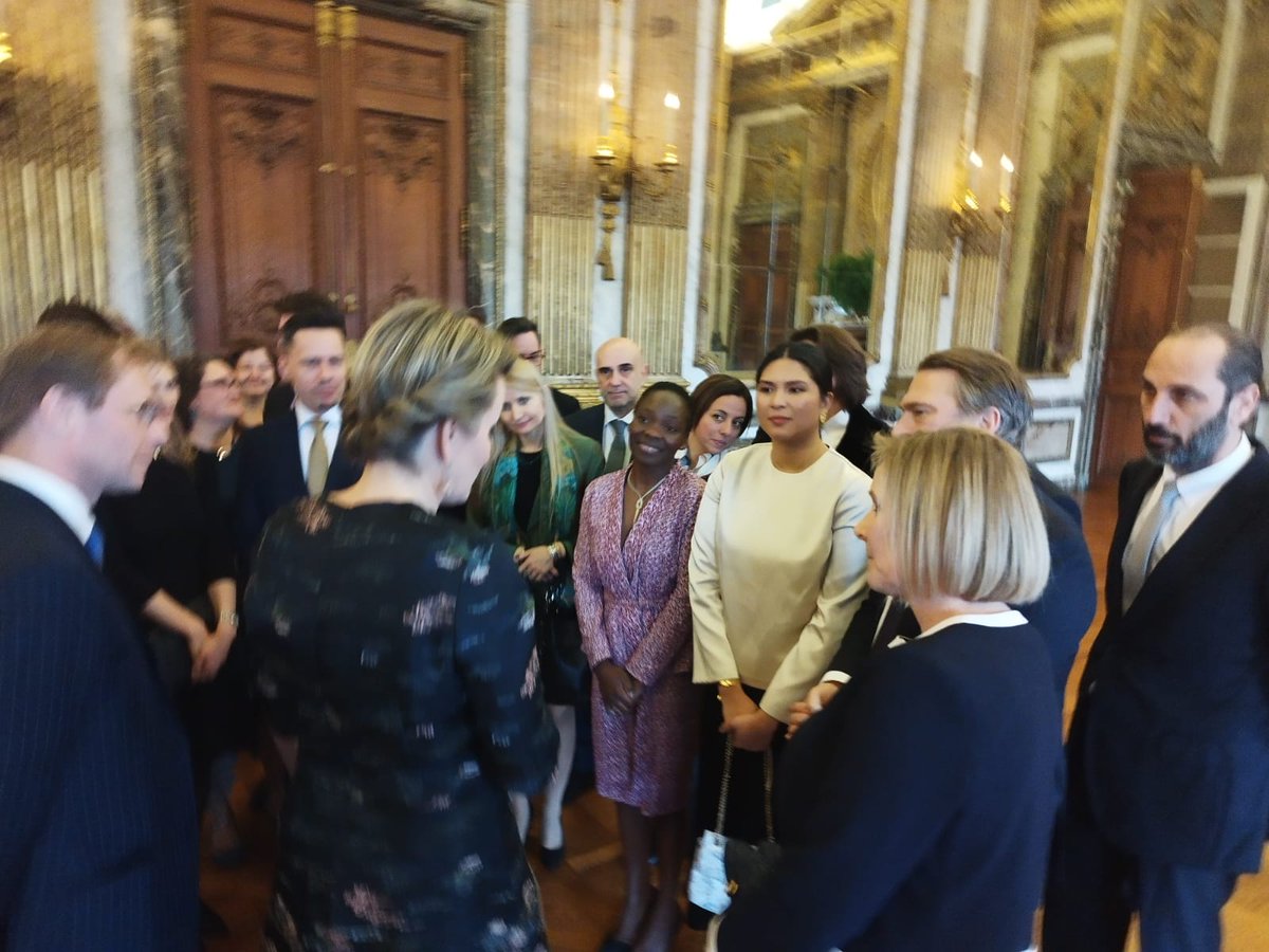 With my #PSC colleagues this morning in the New Year’s ceremony with the King and the Queen of Belgium ⁦@FienBZ⁩ ⁦@znajjitka⁩ ⁦@ThomasOssowski1⁩ ⁦@kikapace⁩ ⁦@asyarti⁩