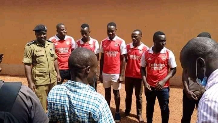 freshtvug's tweet photo. Update: Ugandan @Arsenal fans who were arrested on Monday by @PoliceUg have been released.
#freshtvupdates https://t.co/syDZcnpfF4