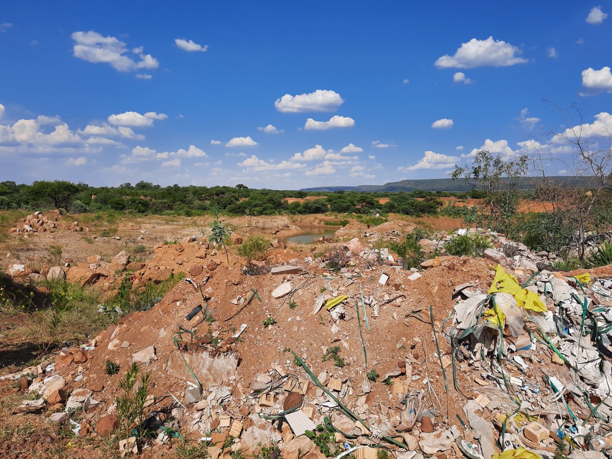 MagdalenaSmigaj's tweet photo. Legal operations also cause problems, as in most cases the #mining sites remain unrehabilitated and unprotected, becoming dumping grounds. In all places we visited there were cases of children🏃‍♀️ and livestock 🐐 getting injured or dying in them. https://t.co/ZaghWlvPfL