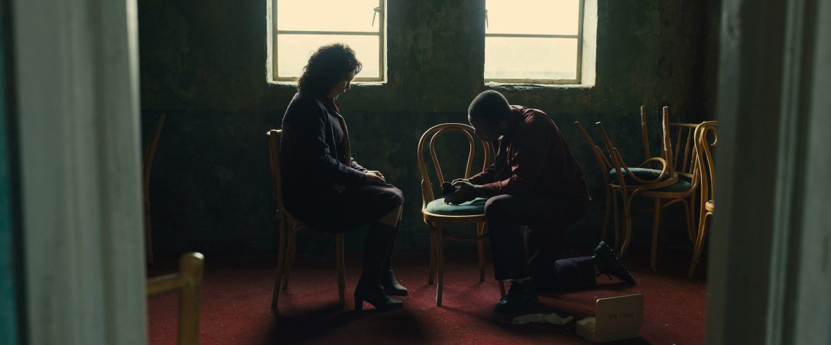 EMPIRE OF LIGHT (2022)
Featuring images from #Oscar–nominated cinematographer Roger Deakins.