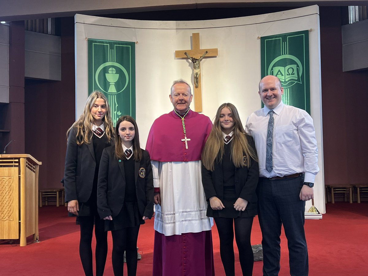 ArmaghYouth's tweet photo. Many thanks to all who organised and took part in the first of the Archdiocese of Armagh’s Catholic Schools Week celebrations.  #walkingtogetherinfaithandlove @ArchbishopEamon https://t.co/sym54A7YVh