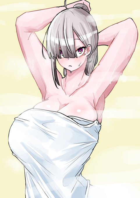 「腋 巨乳」のTwitter画像/イラスト(新着)