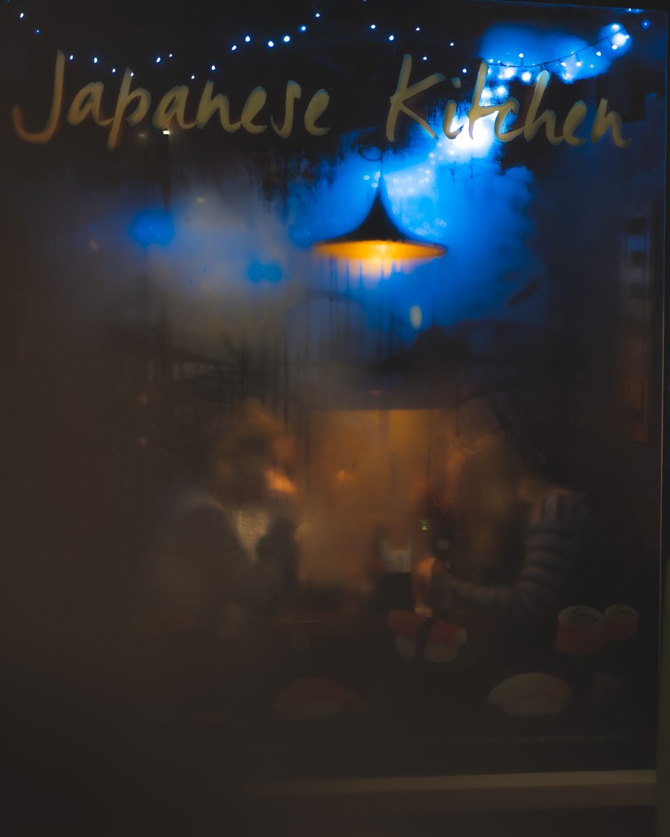 Dankameraman's tweet photo. Dinner on a rainy day - Streetphotography in Amsterdam. I appreciate these gloomy days☔️#streetphotography #streetphoto #streetphotographer #streetlife #streetportrait #streetview #citylife #urbanphotography  #SonyAlpha  #everydaylife #capturestreets #streetshared https://t.co/BdeXhhsnxm