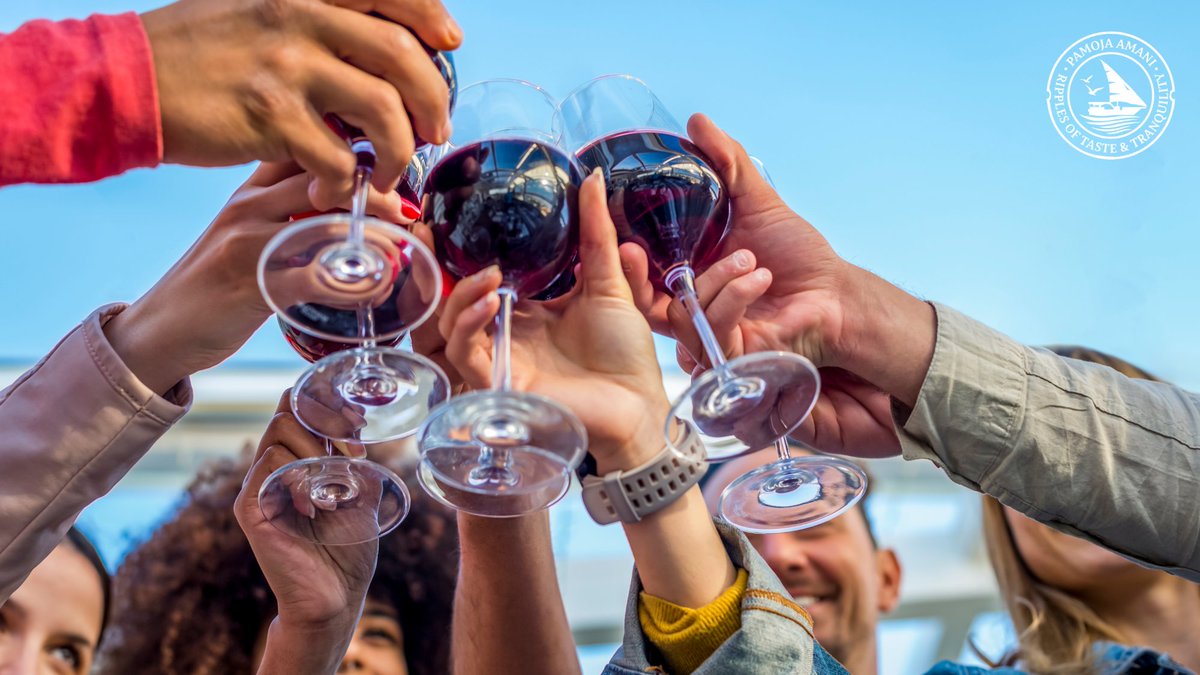 amani_bay's tweet photo. Out-and-about with friends and our Paradise Sweet Red blend on a #WineWednesday evening. Sounds like a pretty good idea, don’t you think?🍷

#AmaniBay #tastingnotes #berries #spicyoak #redwine #AmaniBayParadiseSweetRed #sweetred #sweetredwine #winelover #winetime #PamojaAmani https://t.co/40GatpM27Z