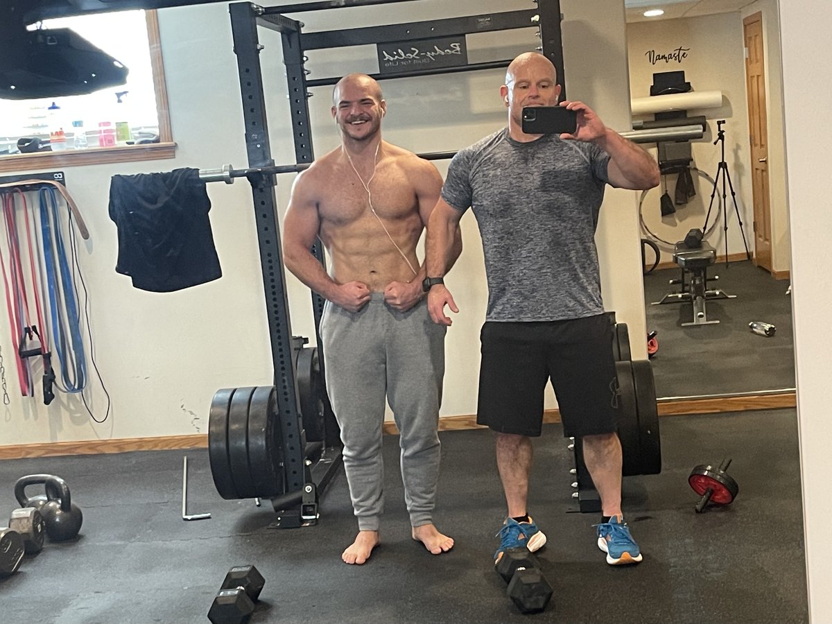 mikeddonatelli's tweet photo. When I go home, my dad and I hit the weights and train like animals

If you want this for you and your kids...keep reading👇🏻 https://t.co/xlQxVpujNQ