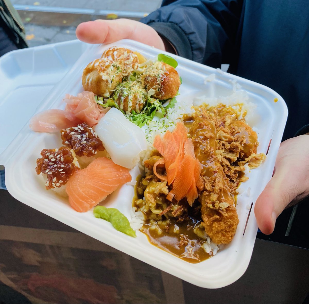 A #WYHNewYear favourite, <a href="/SheSellsSushi/">Lisa</a> , will be serving up donburi, katsu curry, takoyaki and more when she brings her sushi-stall back to our celebrations this weekend.
#ChineseNewYear #LunarNewYear #StreetFood