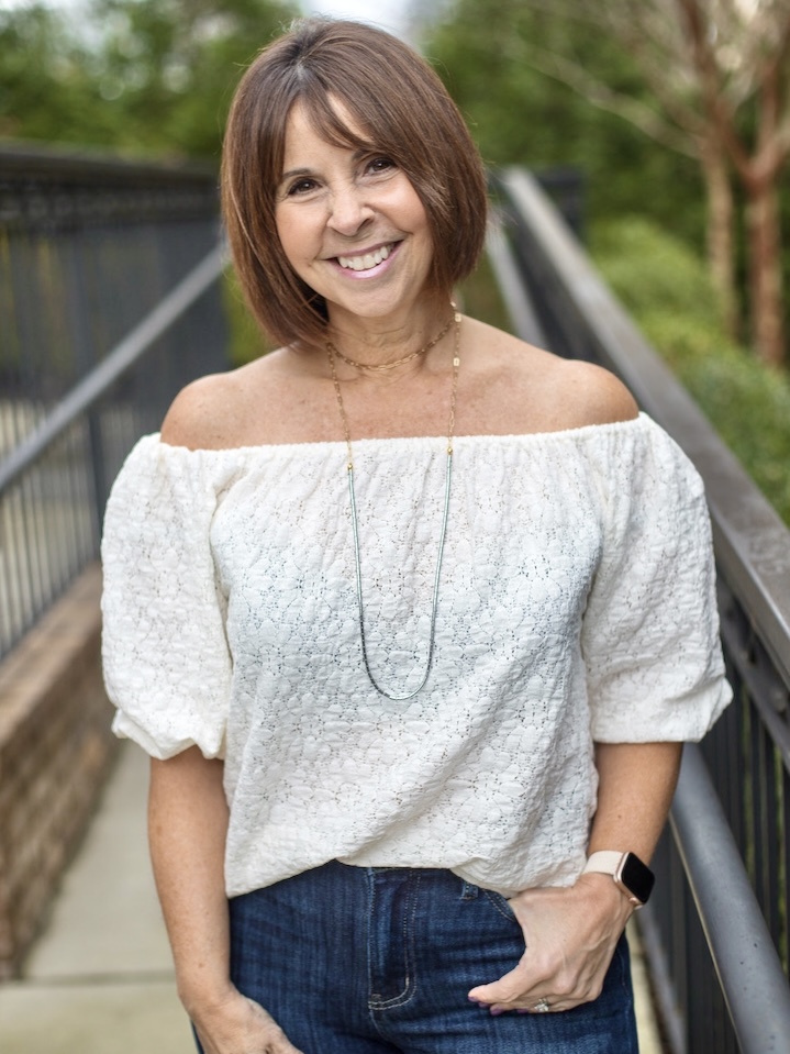 Vacay vibes!
Shop in-store or online here bit.ly/3HpEl0j
#allinspired #johnscreek #tops #lace #offtheshoulder #whitetop #resortstyle #vacationmode #vacaystyle #femininestyle #styleinspo #shopatlanta #shopsmall