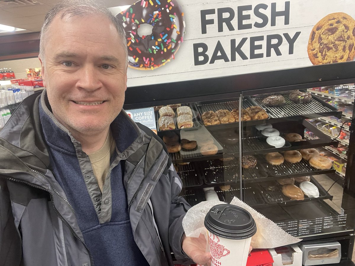 DanielOerther's tweet photo. I’m a planner. So when @sarahoerther told me about the snow storm, I said, “self, what are we gonna do about THAT?” And then I came up with this answer, “self, go eat a tasty donut because you’ll burn off the extra calories shoveling.” #snowdays #fundaze https://t.co/xVgG4zqyfA
