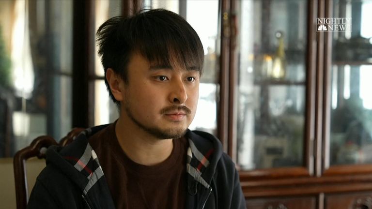schauderhaft_'s tweet photo. UPDATE #MontereyPark 
Man disarms gunman: Brandon Tsay had never seen a real gun before
https://t.co/150Nel5S3y https://t.co/fA9Vlwghql