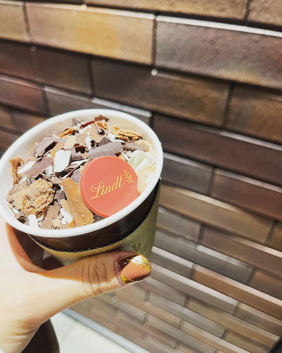 halna87's tweet photo. チョコレートドリンク��
うんまぁ♡♡

#チョコレート #チョコ好き https://t.co/ErWq8Qb3PL