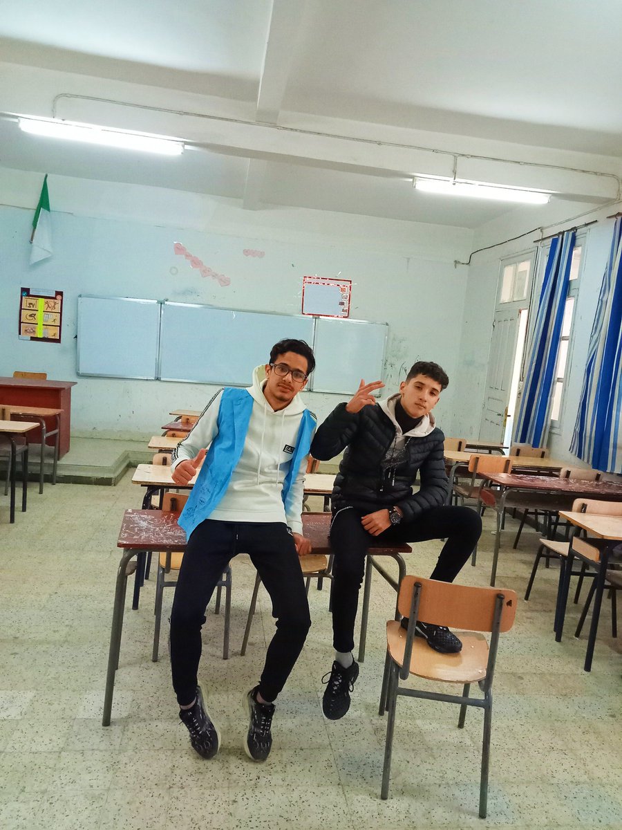 patroum's tweet photo. كن التغيير الذي تريد أن تراه في العالم ✨ https://t.co/tXjADD0QHl