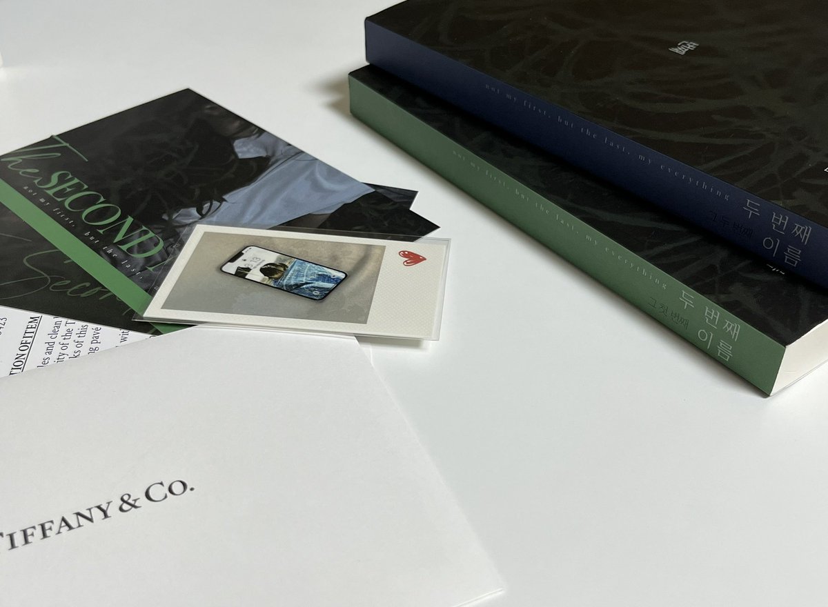 yangdoing18's tweet image. 잼젠 소장본 두번째이름 운미포 5.5에 양도합니다 엽서+영수증+폴라 특전 다 있어요

엔페스 잼젠 회지 포타 두 번째 이름 보더님 판매 거래 배송 재판