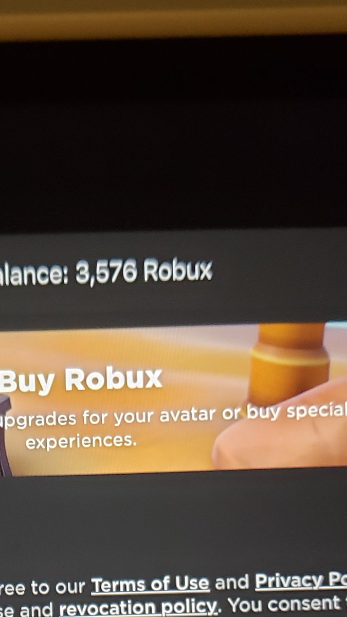 Trading 1,588 robux w/tax for cute adopt me pets!! 
Most looking for arctic, neon legs, hedgehog, neon turtle

I don't go first but if you have a good amount of proofs I can give half before and the other half after you've given me the pet! 
My proofs in pinned tweet📍