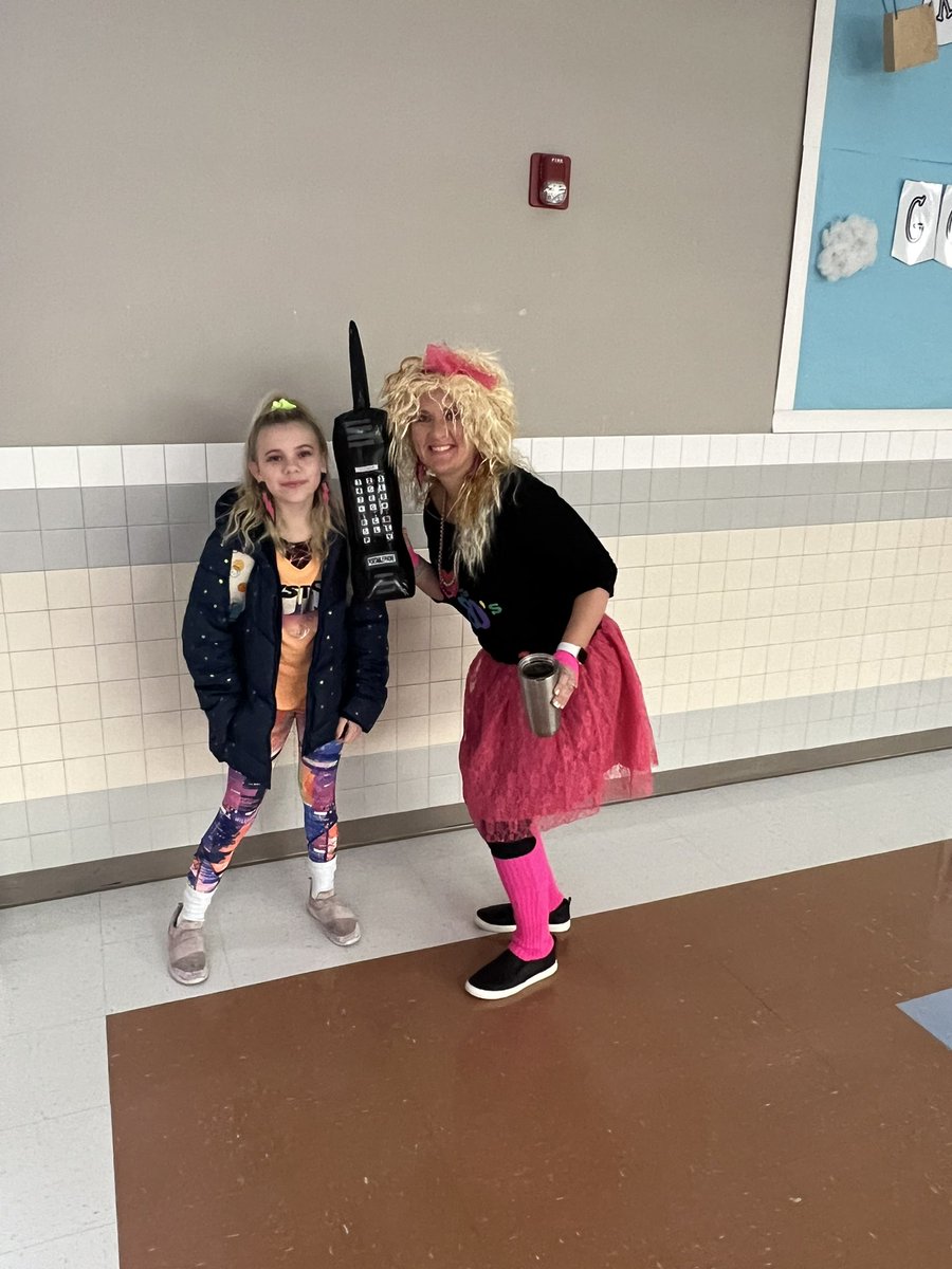 <a href="/LamarLionsRoar/">Lamar Lions</a> #lamarleads #80RockinDaysAtSAISD