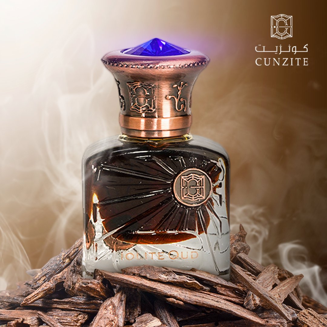 CunzitePerfume's tweet image. Experience the luxury of this stunning Iolite Oud! Adorn yourself with it and take a deep breath of the calming oud scent - the ideal way to show off your sophistication and style.

#cunzite #gemstonecollection #Dubai #preciousrare #experiences #Stunning #WithYou #style