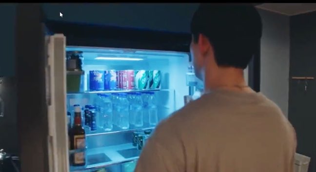 my_taec's tweet image. Ok Taecyeon as tall as..

Door
Elevator 
Cupboard 
Refrigerator 

😅🙈😂