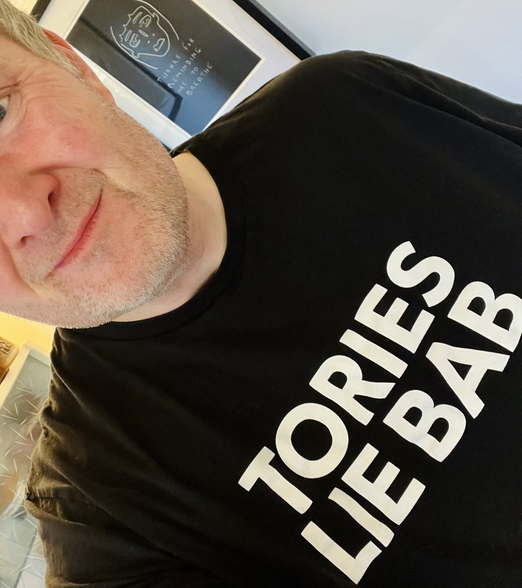 Seems like the only appropriate thing to wear today… although I dunno why I’m pulling a face like I’m sat on the toilet, cuz I’m not… I’m actually in the kitchen waiting for my stovetop coffee.

#toriesliebab