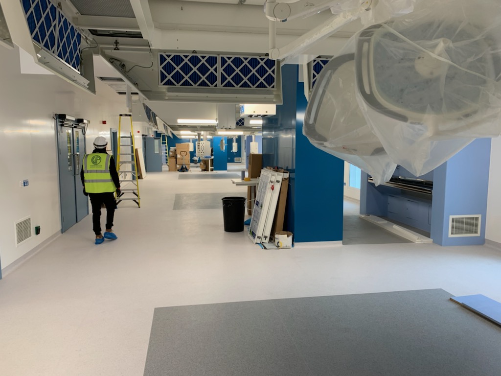 The wraps are coming off our innovative new theatres complex at Poole Hospital! Equipment is in place with cleaning and commissioning now underway. Access for theatre staff, anaesthetists and surgeons to come next, ready for a move in date later this year #TransformationTuesday