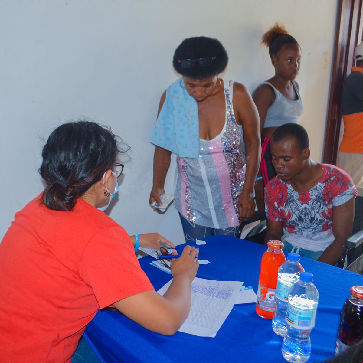 VickoVillacisT's tweet photo. #ElEmbudo | Más de 2489 familias atendidas con medicina gratis, porque recuperar la salud es prioridad de nuestra administración, juntos por #LaEsmeraldasQueQueremos
#BrigadaMédicaEnMiBarrio https://t.co/RU75ZJwsE4