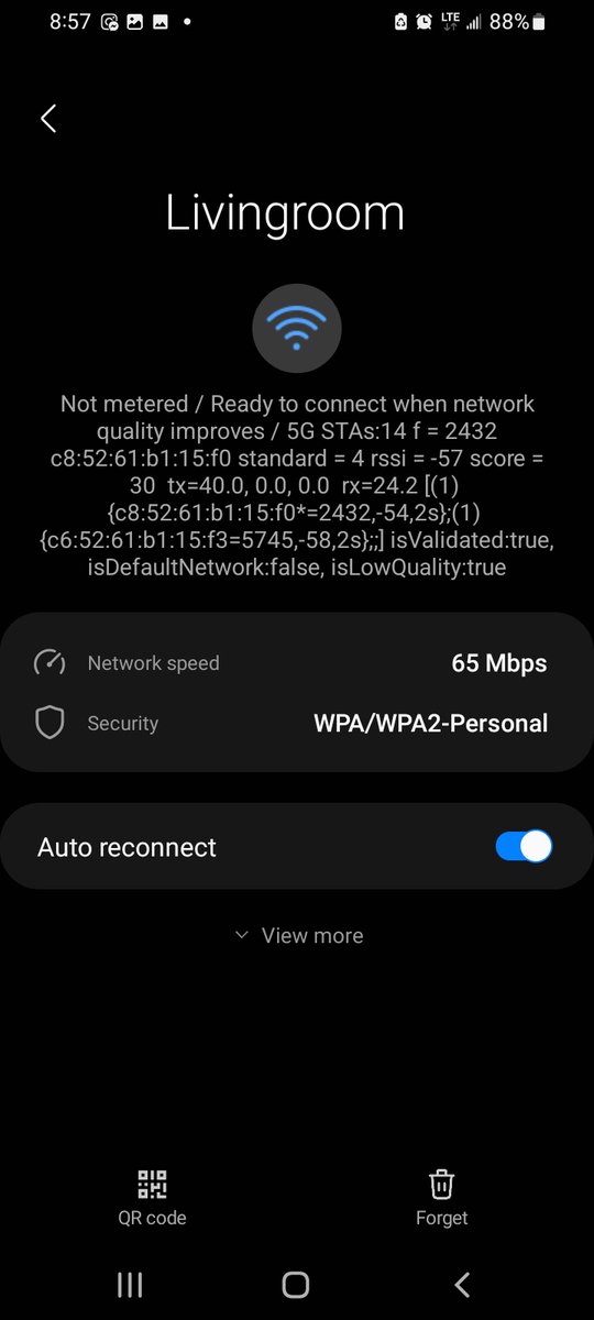 I'm @ home < meter from the router, why #cricketwireless disconnect me from wifi &amp; using my data with wifi icon active I monitor my wifi in dev mode- it will periodically go connected- no internet when I rx/tx IG vids but the auto-reconnect is on #WTF #fraud #classaction #attwifi