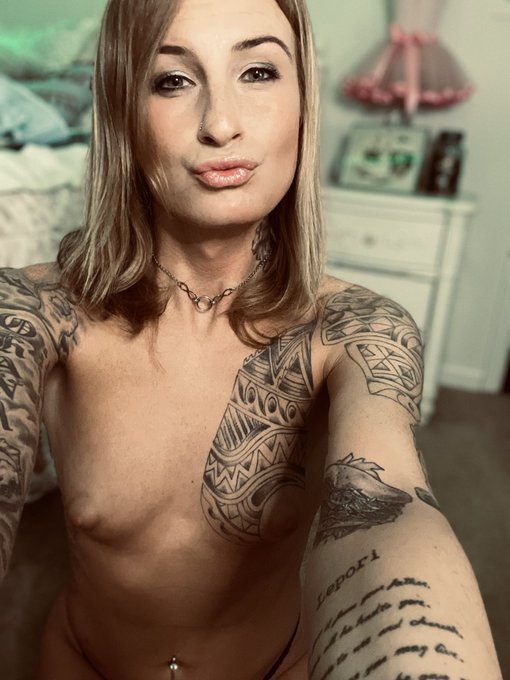 Enjoy this moment 💕  Happy Tuesday https://t.co/5JK7Zne2TT<a href="/tag/trans"class="tags"><span>#trans</span></a>