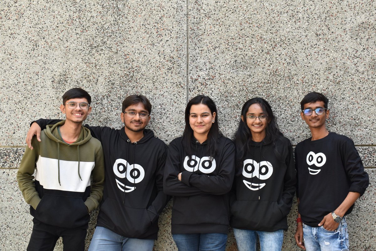 OzaPratham02's tweet image. Hustlers ⚡️⚠️

It had great experience to work with my Seniors And we made Event Marvelous🔮

#devloop2.0
#MDC
#gdsc_uvpce
#gdsc_charusat
@Mehdevclub 
#doola