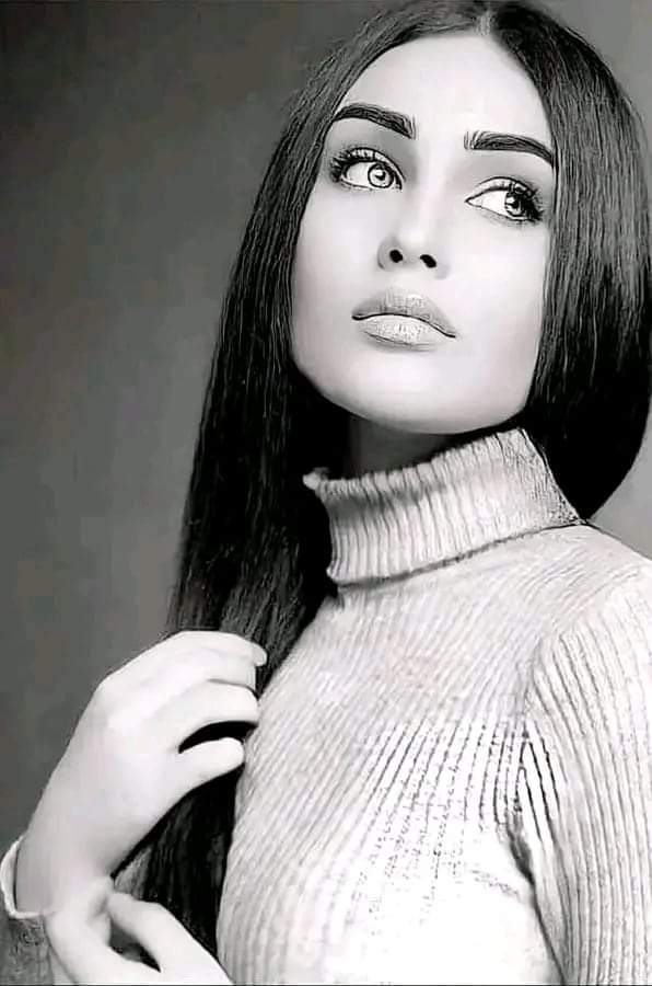 من النادر أن نقدر ما نملك ، دائمًا نركض وراء ما ينقصنا فنخسر مرتين.....💔