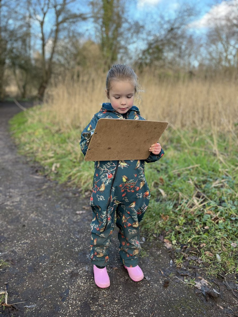 10 februari wordt Rosa 6. Ze zou het ontzettend leuk vinden om kaartjes te krijgen op haar verjaardag. Mocht iemand een kaartje willen sturen DM mij dan even voor het adres. 💜