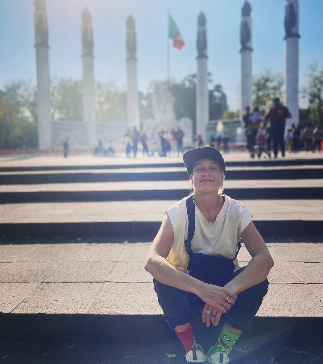 yoladiazn's tweet image. Hoy en martes de charlas voy a platicar con una destacada cineasta duranguense #ValeriaAviña las espero a las 14:00 hrs. Por face #ProyectoM 💚 
#MujeresBrillando #MujeresQueSuman #PowerGirl