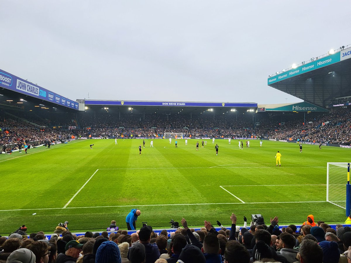 DanielMc1991's tweet image. 📍@EllandRoad 
⚽️ @BrentfordFC 
⚪️🔵🟡 @LUFC #MOT #LUFC #ALAW