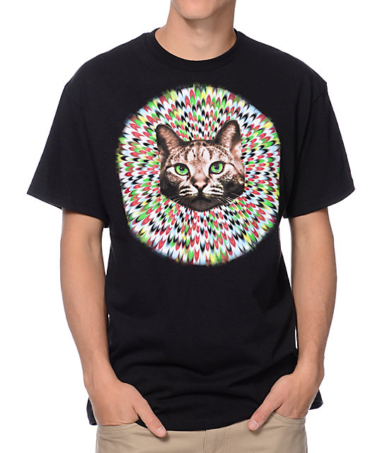 catshirtsbot's tweet photo. #cat #shirts #bot #tshirts #shirt #crazy #psychedelic #funny #shirt #kitty #cute #cutecat #catphoto #catclose 106 https://t.co/0UNQLd57J8 https://t.co/gr78ivqdKP
