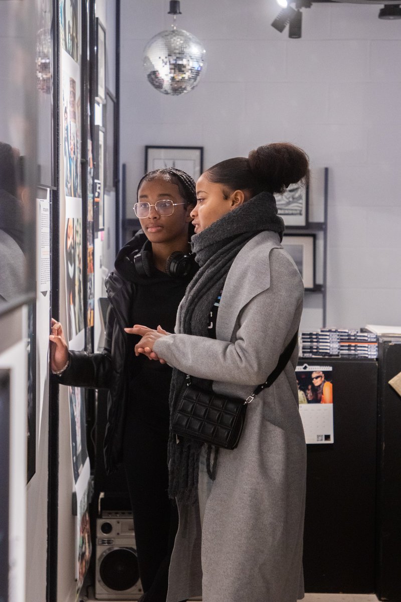 the_moyc's tweet image. Thanks to everyone that came to the launch of Where Are The Youth? 

The exhibition explores the lives of young people in Hackney by handing over the mic. These photographs and films offer a platform to voice their experiences.

On until Feb 5th, Thurs - Friday.

📸: ACP Network