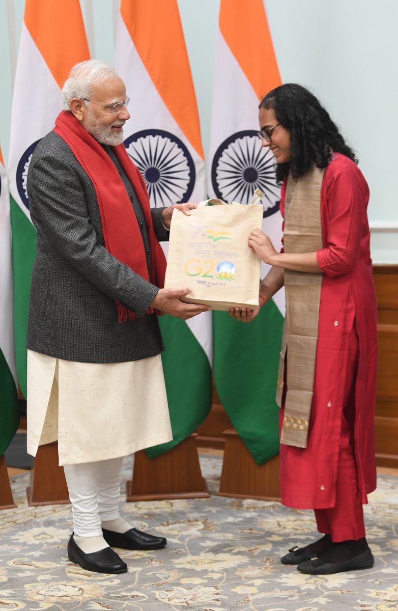Youngsters like Anoushka Jolly have shown remarkable compassion and innovation. She is diligently working on an App and other online programmes to spread awareness against bullying. Glad that she is now a Pradhan Mantri Rashtriya Bal Puraskar awardee.