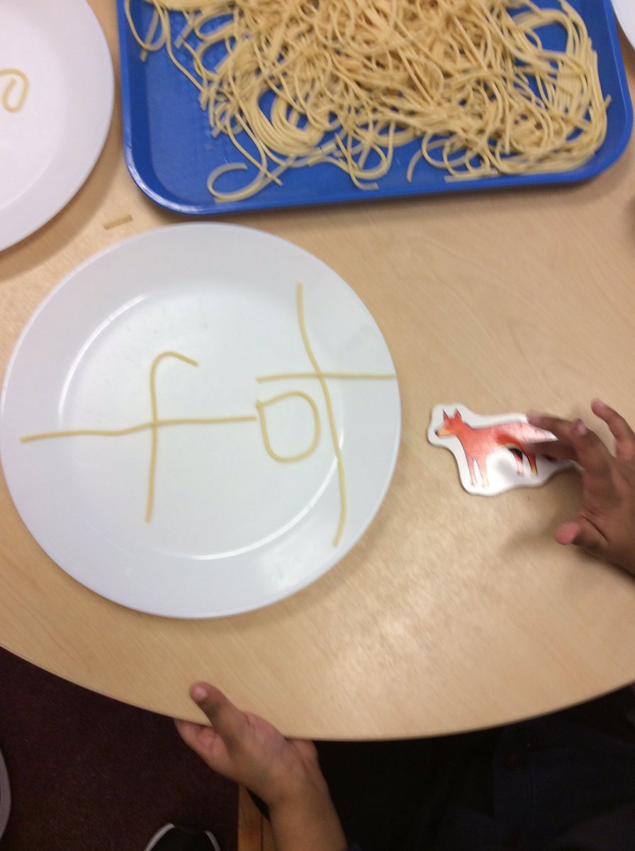 CroftAcademy's tweet image. In EYFS we are using spaghetti to form letter sounds and to make cvc words.#letsgetwriting #spaghettiplay