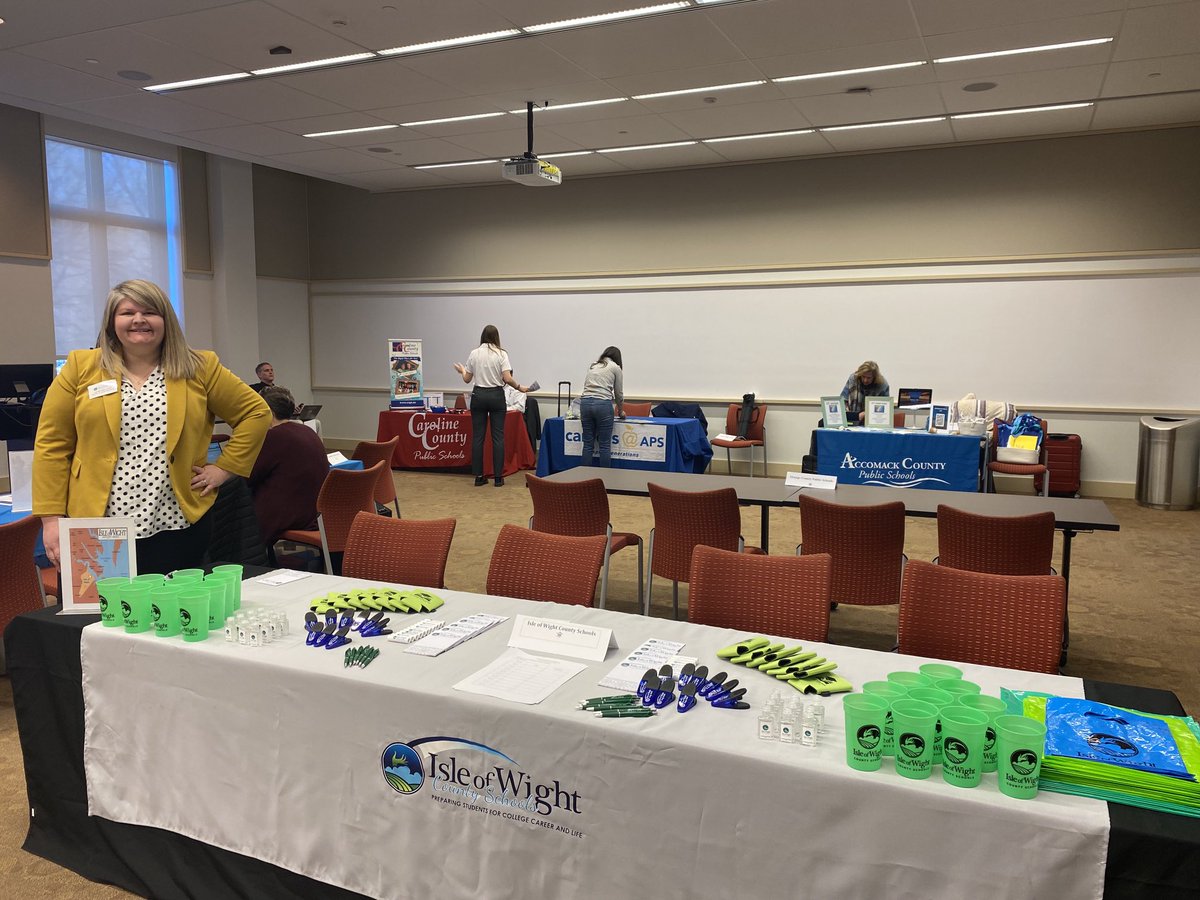 Come join our team <a href="/IWCSchools/">Isle of Wight County Schools</a>⁩!! We’re hiring ⁦<a href="/williamandmary/">William & Mary</a>⁩ job fair. #ISLE❤️
