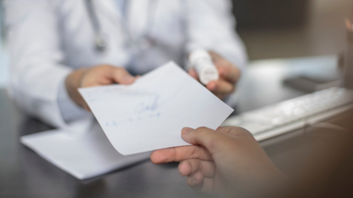 La magnificación de una lesión o prorrogar una baja, los fraudes laborales más habituales

👉 rtve.es/v/6784113