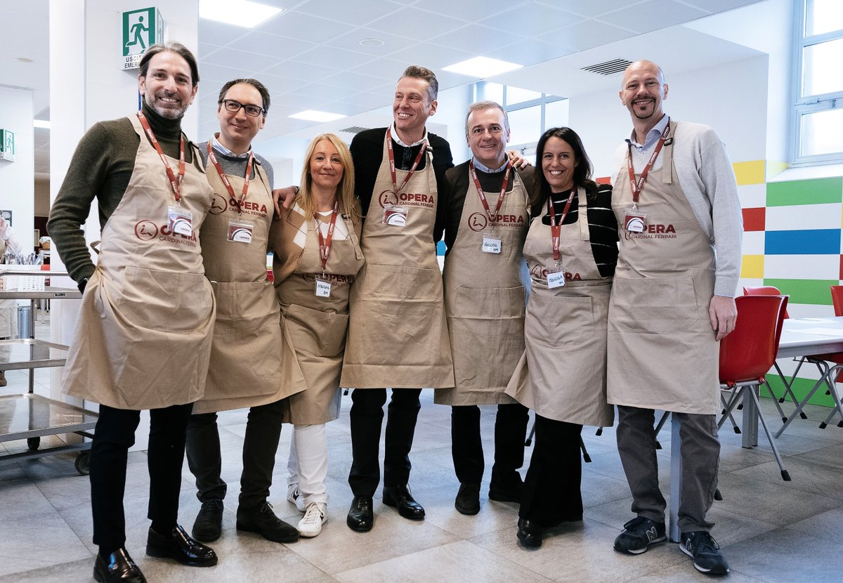 IBMItalia's tweet image. 🌍 Una giornata di volontariato presso l’Opera Cardinal Ferrari Onlus con @sterebattoni , AD di IBM Italia, insieme a colleghi e colleghe IBM

💫 Un&apos;iniziativa che conferma il costante impegno di IBM verso la comunità 

#IBM #Inclusion #CSR #Volontariato @OcfOnlus