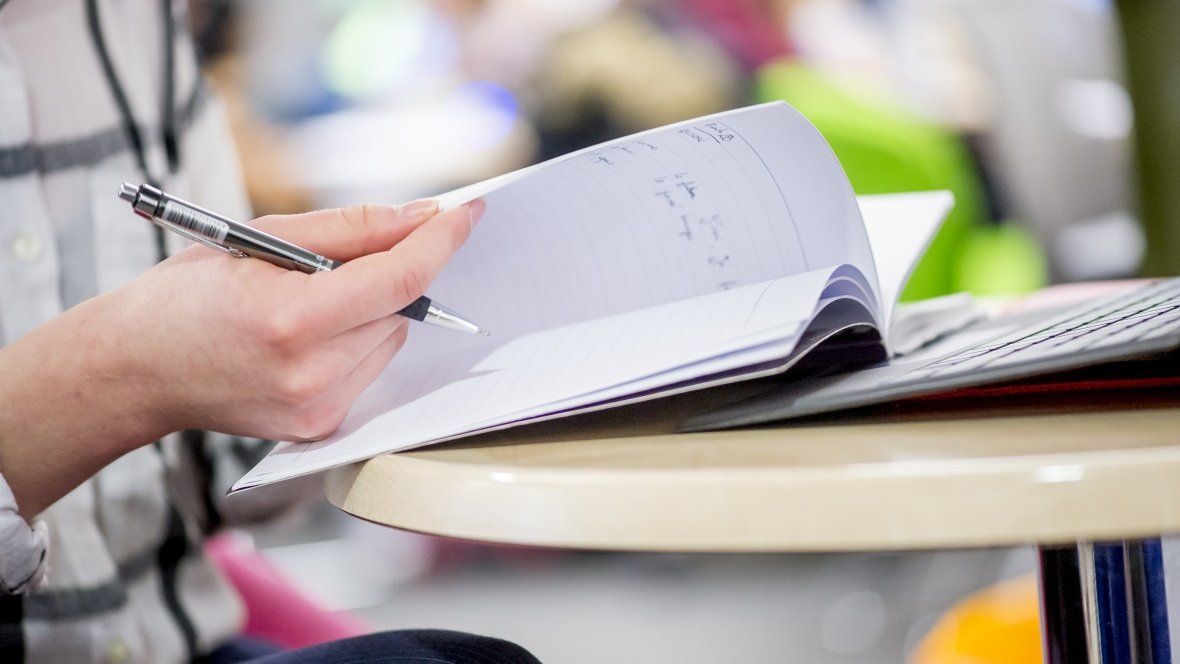 Finding it hard to focus? 🤔

You can Study With Us online! We have weekly sessions using the Pomodoro technique, join other students across the university for some structured study time ⏲

Every Wednesday at 11am, Microsoft Teams
nottingham.ac.uk/library/studyi…