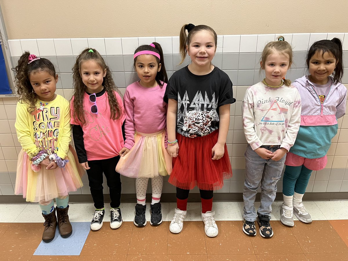 First grade totally rad!!@LamarLionsRoar #lamarleads #80RockinDaysAtSAISD