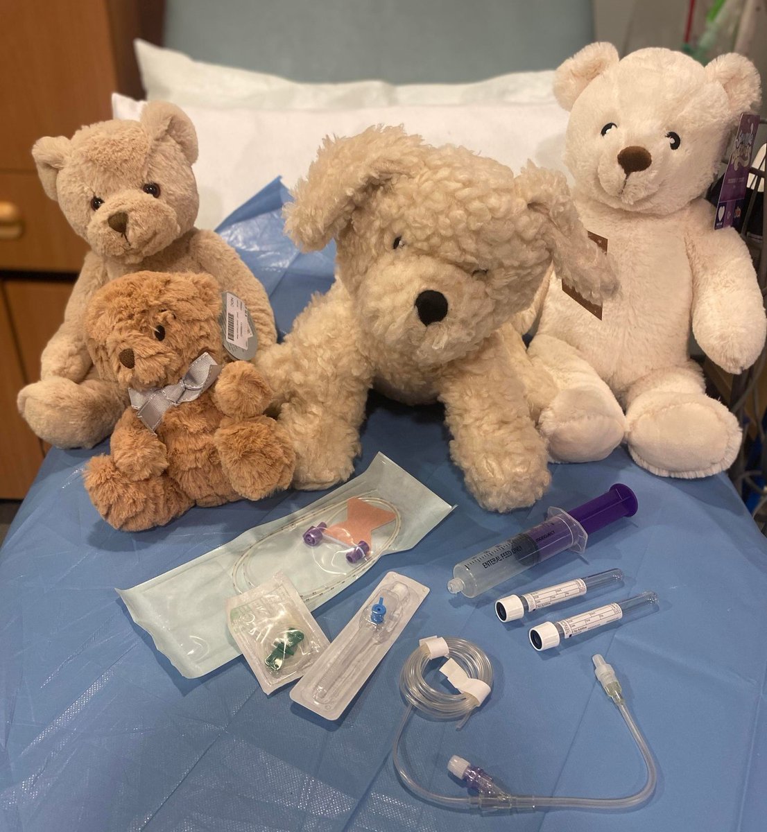 RHCGlasgow's tweet photo. If you are visiting our #TeddyHospital you can bring along your own toy to practice procedures on 

If you forget to bring one or are scared you hurt them, along with funding this invaluable service, @GCH_Charity fund special friends🧸to follow our young patients journey https://t.co/FntNEarmC1