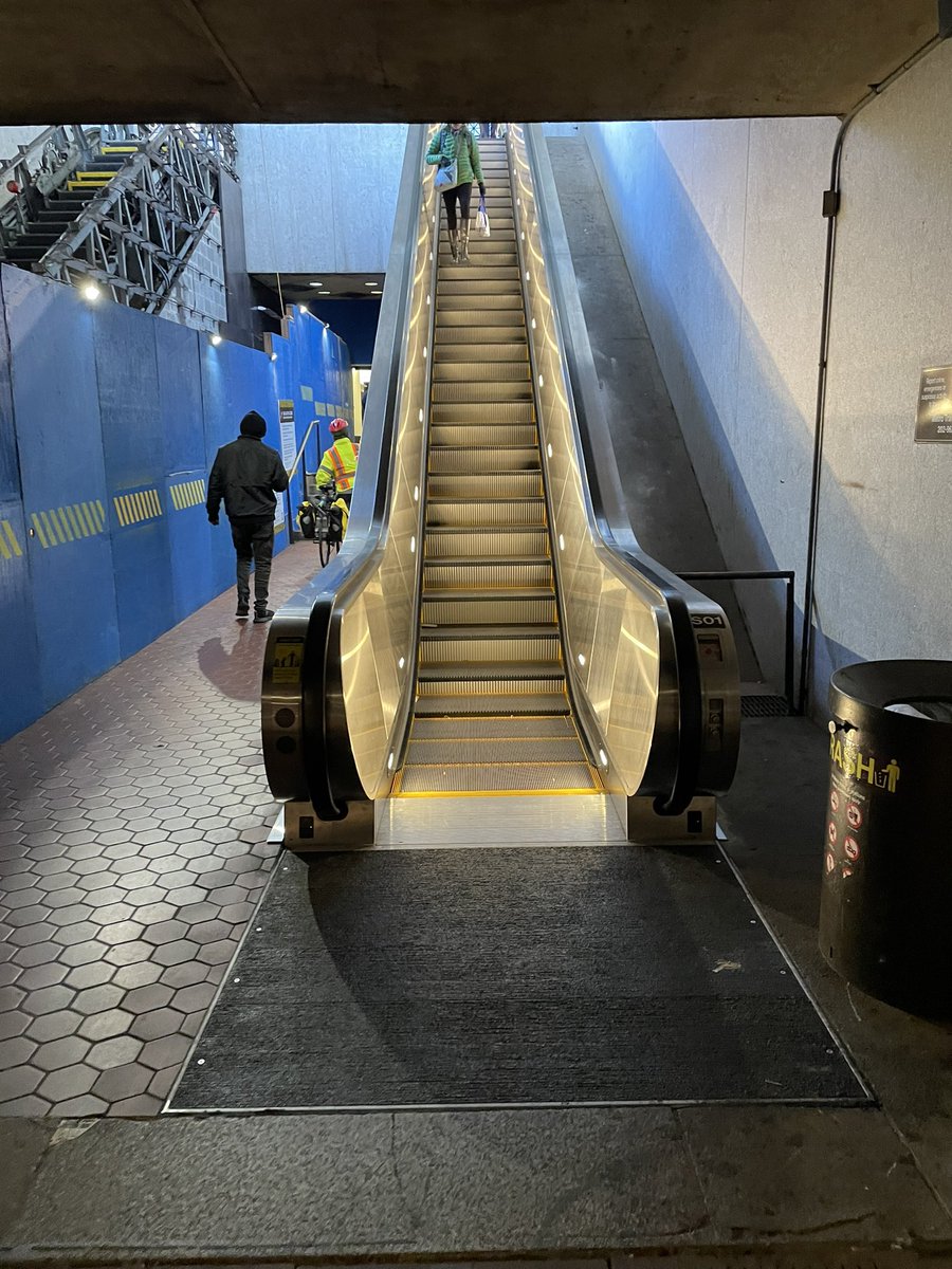 charlesallen's tweet image. New escalator at Union Station is looking good @wmata! Can’t wait for its mate to join it.