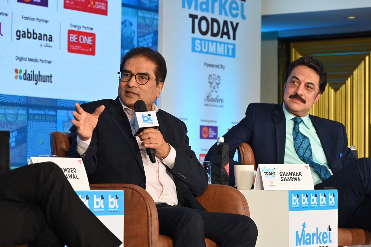 business_today's tweet photo. #MarketToday Summit | Raamdeo Agrawal, Shankar Sharma and @nikhilkamathcio in conversation with Udayan Mukherjee.

@radicokhaitan @NSEIndia @aubankindia  @DailyhuntApp @HeckylTech @BeOne_Lupin https://t.co/qEQepfttIk