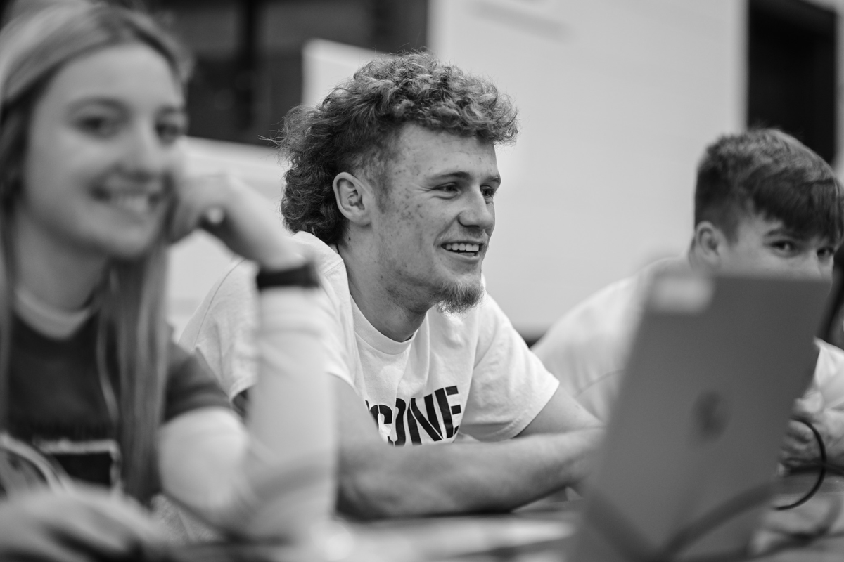 HCSDActivities's tweet photo. Mike Byrnes with some great photos of our amazing students helping out last night! #JoinedAsOne🌪️
@hcsdcyclones https://t.co/UkilWY28pa