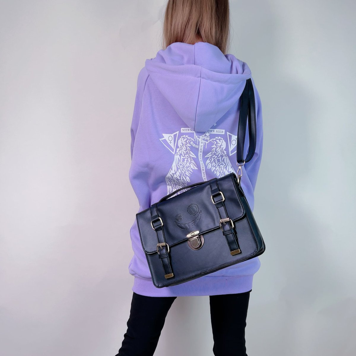 🎁本日〆切プレゼント企画🎁

3WAY PU LEATHER BACKPACK

🎁3名様にプレゼント🎁

◼応募方法
フォロー(<a href="/NieR_tokyo/">NIER CLOTHING</a>) &amp; RT
◼締切〆  本日24時

※鍵垢の方も対象内です。

こちらの商品は〆切後販売予定となります。

是非ご参加ください🙇‍♂️🙇‍♀️