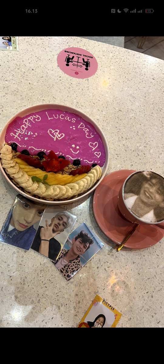 xuxiloveyou25's tweet photo. HAPPY LUCAS DAY

Thank you for your existence
We miss you 💞💞
semoga kamu disana sehat dan bahagia yaa.. cepetan balikk.. gue kangen bgt 😭😭😭😭

#Golden24thWithLucas
#우리슈퍼맨_루카스_생일축하해
#黄旭熙生日快乐0125
#LUCAS @WayV_official https://t.co/4LN7JgkBfz
