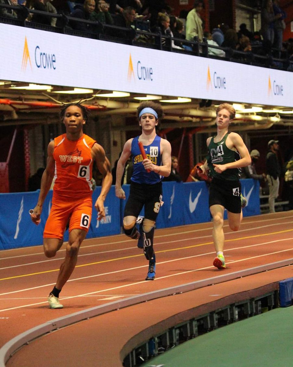 Believe Achieve

#prostheticinnovations #prosthetics #prostheticlegs #amputee #adaptiveathlete #piathlete #bilateralamputee #bilateralbk #trackandfield #indoortrack #runninglegs #adaptiverunning #welcometothenextlevel #prosthesis #teampi #prostheticsolutions #believeachieve