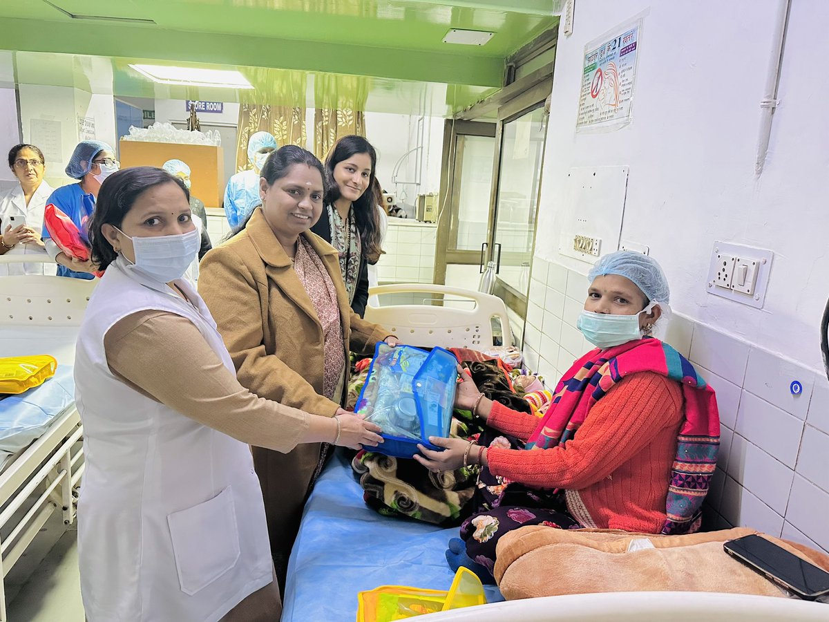 DM Outer North tweet media