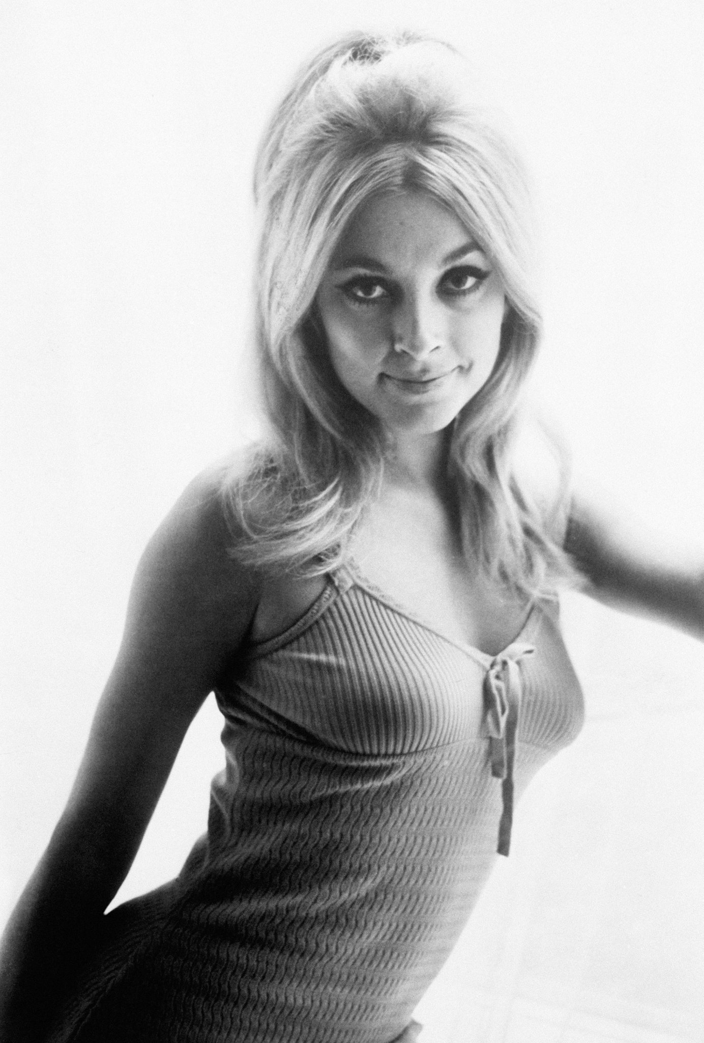 Happy heavenly birthday to Sharon Tate, born in Dallas, TX 80 years ago today. 